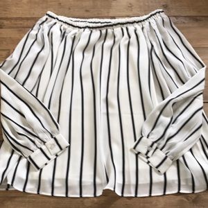 Stripped off the shoulder long sleeve shirt